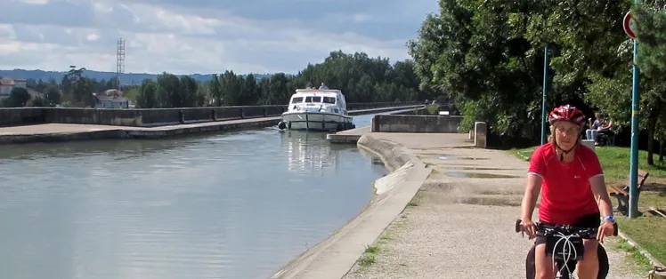 Canal des 2 Mers à vélo avec Grand Angle