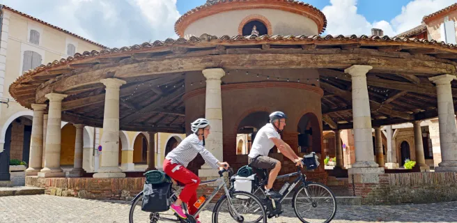 Le canal de Garonne à vélo : Valence d'Agen / Moissac