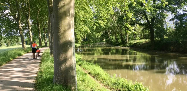 De Sauveterre au Canal de Garonne à vélo